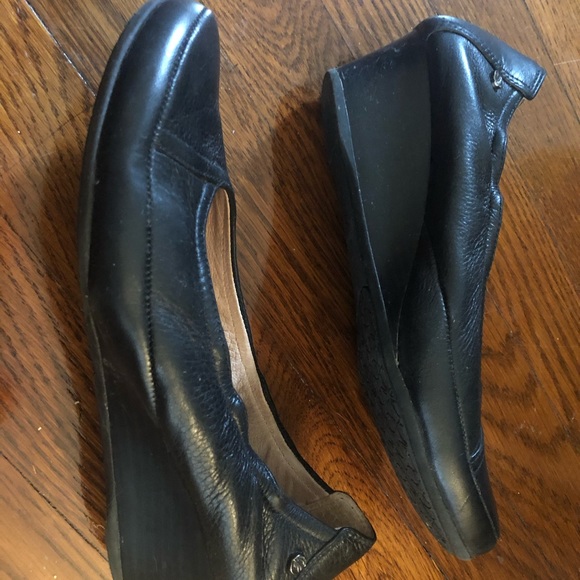 Naturalizer black pumps - Picture 3 of 5